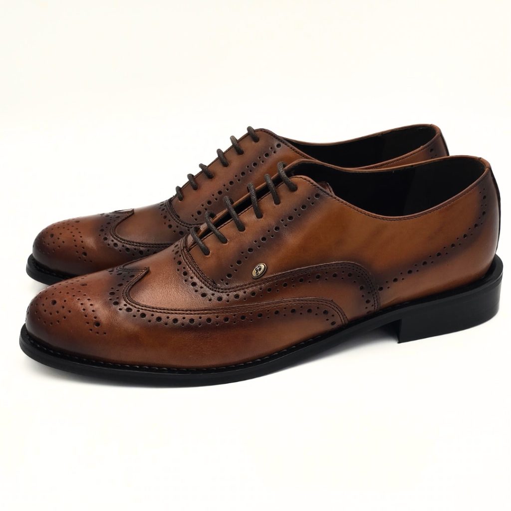 JOHN DRAKE OXFORD WINGCAP BROGUE LACE UP SHOE - BROWN