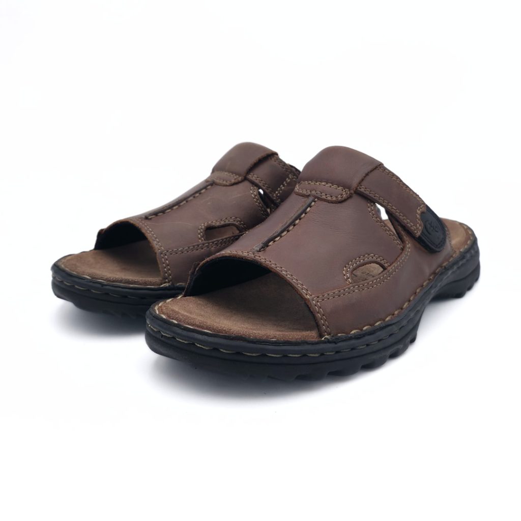 Hush Puppies Big Daddy Horse Leather Sandal