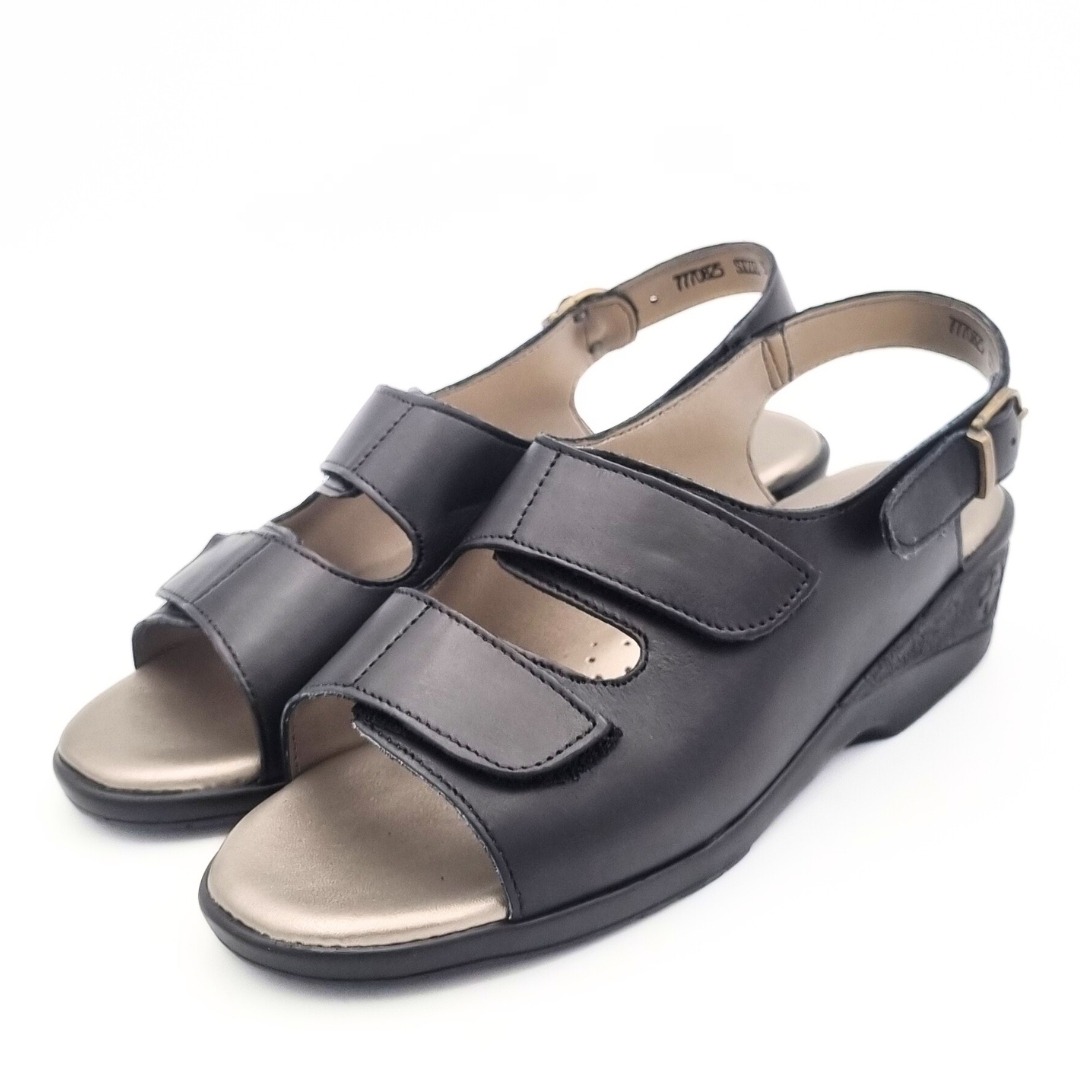 30525 Natural Steps Shoe